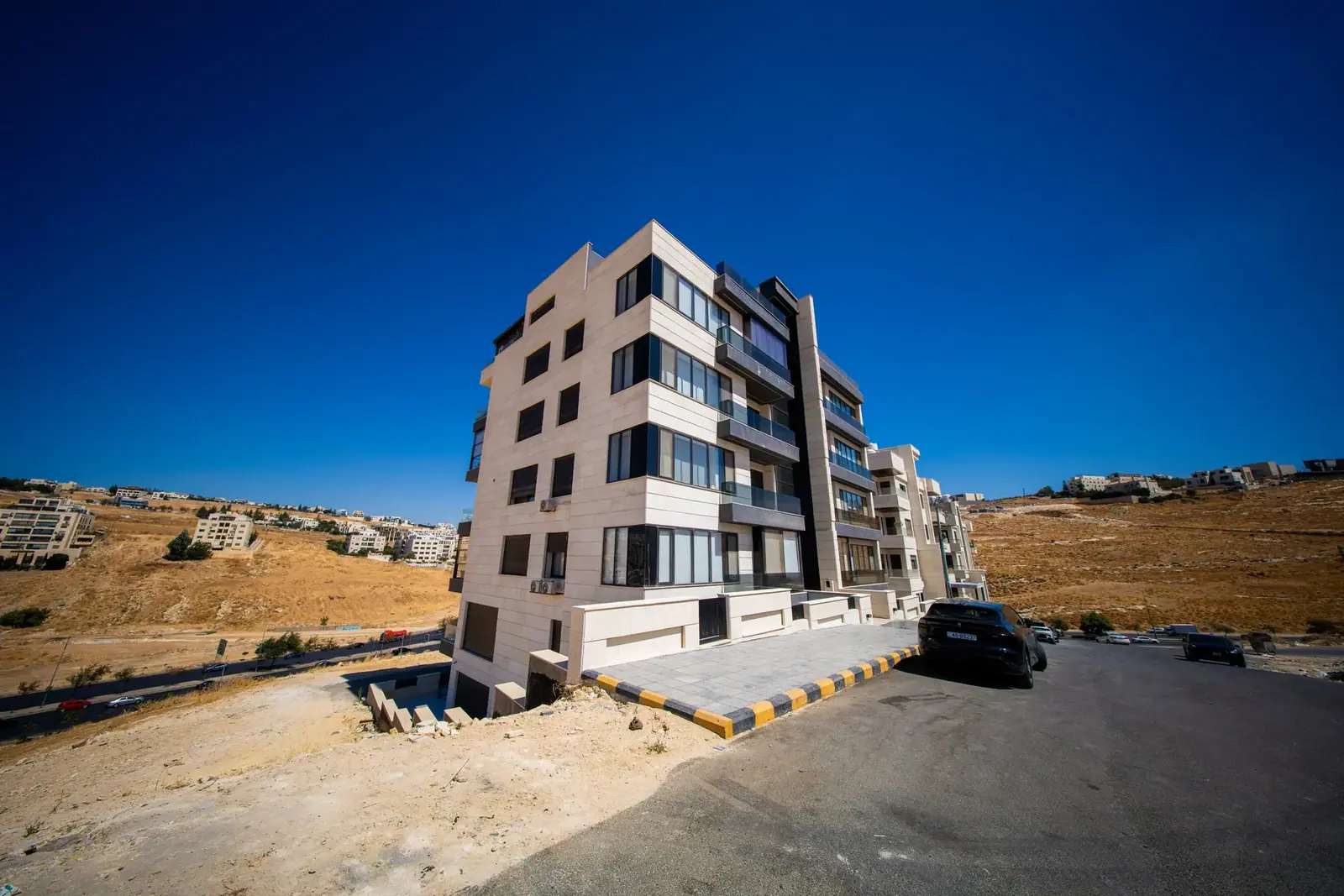 Abdoun Corridor Buildings · 6