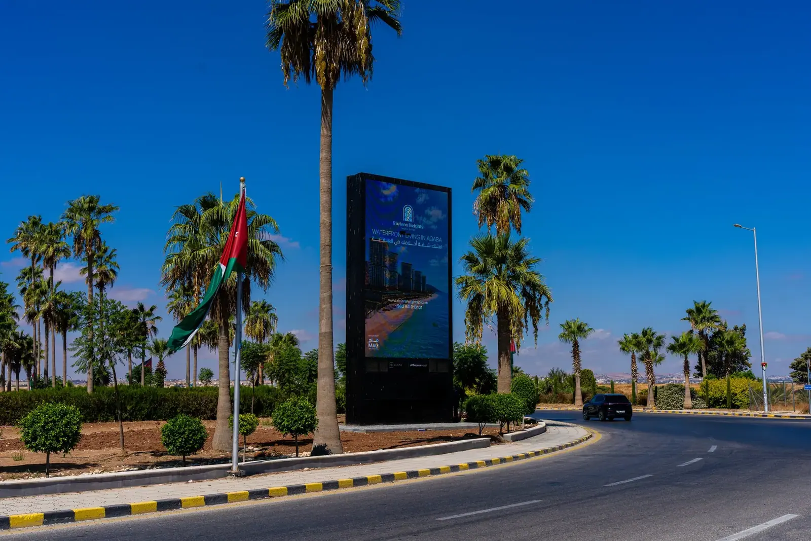 هياكل شاشات طريق المطار · 3